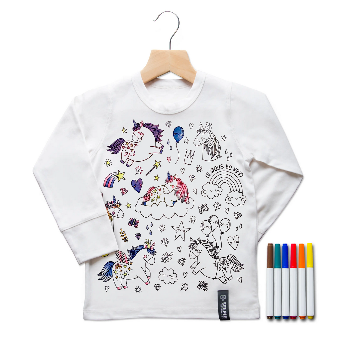 Selfie Clothing - fargelegg ditt eget tøy!